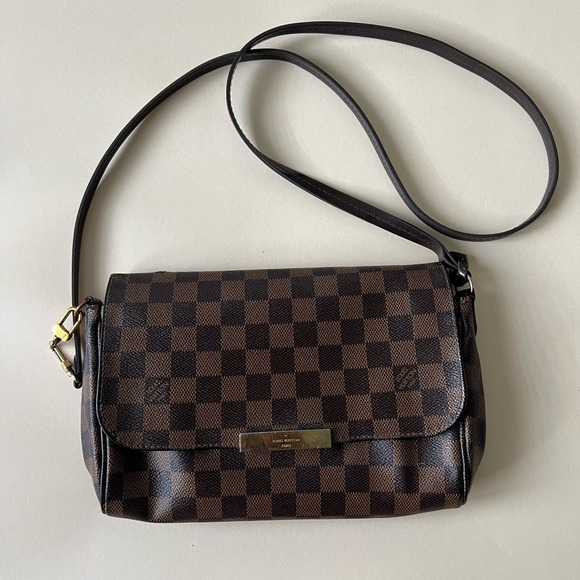 Louis Vuitton Handbags - LOUIS VUITTON Damier Ebene Favorite Crossbody Bag